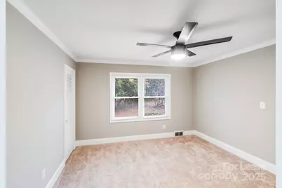 5600 Riviere Drive, Charlotte, NC 28211 - Photo 24