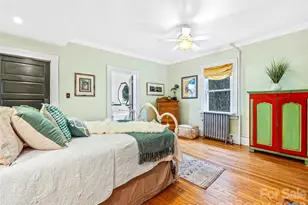 138 S French Broad Ave, Asheville, NC 28801 - Photo 10