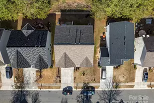 16035 Long Talon Way, Charlotte, NC 28278 - Photo 4