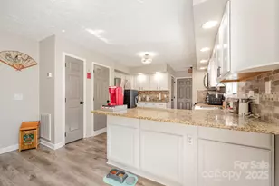 210 Mazeppa Rd, Mooresville, NC 28115 - Photo 10