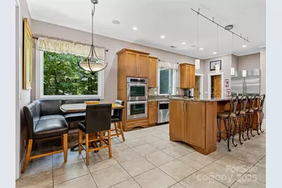 105 Blackberry Lane, Fairview, NC 28730 - Photo 10