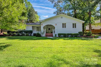 842 Ferncliff Drive, Mooresville, NC 28115 - Photo 2