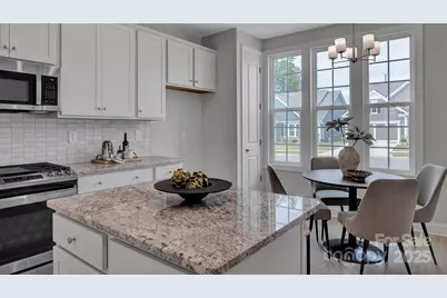 4424 Moxie Way, Charlotte, NC 28215 - Photo 4