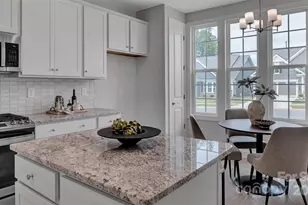 4424 Moxie Wy, Charlotte, NC 28215 - Photo 4