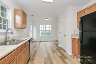 1215 McAllister Dr, Charlotte, NC 28216 - Photo 16