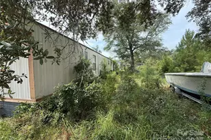 642 Darby St SE, Bolivia, NC 28422 - Photo 6