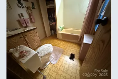 642 Darby Street SE, Bolivia, NC 28422 - Photo 16