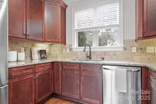 3702 Oakwood Ave, Charlotte, NC 28205 - Photo 12