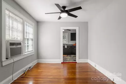 320 S Oakwood Drive, Statesville, NC 28677 - Photo 10