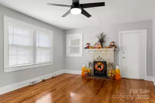 320 S Oakwood Dr, Statesville, NC 28677 - Photo 6