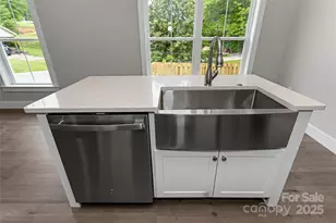 124 Orchard St, Old Fort, NC 28762 - Photo 6