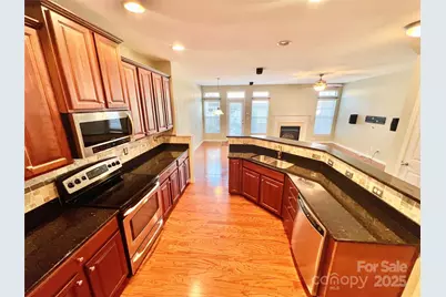 8326 Viewpoint Lane #802, Cornelius, NC 28031 - Photo 10