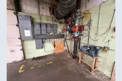 1120 1st Street W, Conover, NC 28613 - Photo 18