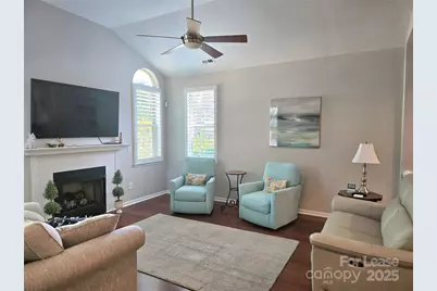 809 Ledgestone Court, Fort Mill, SC 29708 - Photo 2