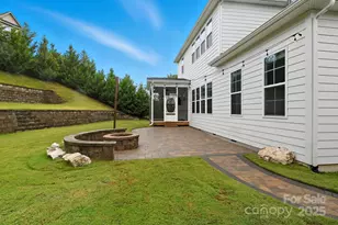 425 Cassia Ct, Tega Cay, SC 29708 - Photo 6