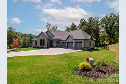 422 Ascension Valley, Horse Shoe, NC 28742 - Photo 2