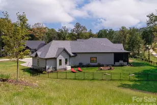 422 Ascension Vly, Horse Shoe, NC 28742 - Photo 6