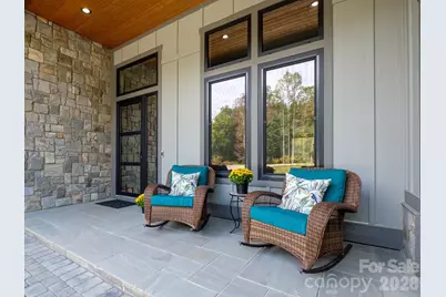 422 Ascension Valley, Horse Shoe, NC 28742 - Photo 4