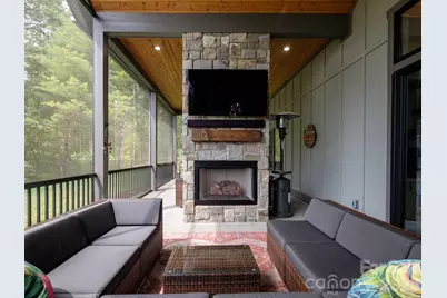 422 Ascension Valley, Horse Shoe, NC 28742 - Photo 20