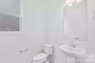 7120 Wayfarer Dr, Charlotte, NC 28269 - Photo 12