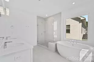 7120 Wayfarer Dr, Charlotte, NC 28269 - Photo 26