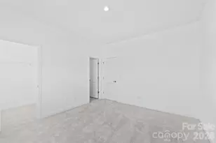 7120 Wayfarer Dr, Charlotte, NC 28269 - Photo 16