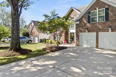 16203 Hollingbourne Road, Huntersville, NC 28078 - Photo 2