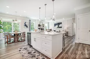 8615 Frank Grier Rd, Charlotte, NC 28215 - Photo 12