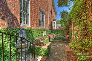 318 S Laurel Ave, Charlotte, NC 28207 - Photo 26