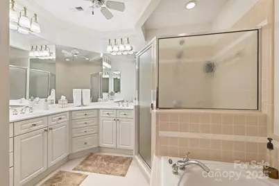 318 S Laurel Avenue, Charlotte, NC 28207 - Photo 16