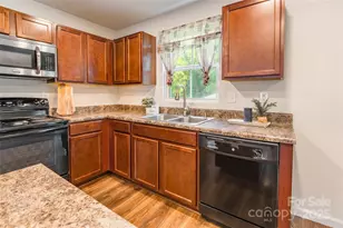 1128 Tangle Ridge Dr SE, Concord, NC 28025 - Photo 6