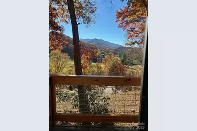 28 Wake Street, Waynesville, NC 28786 - Photo 2