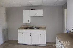496 Spindale St, Spindale, NC 28160 - Photo 16
