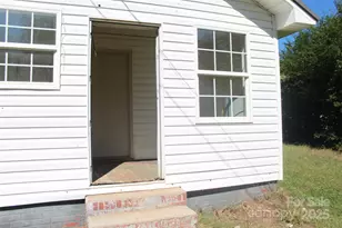 496 Spindale St, Spindale, NC 28160 - Photo 8