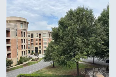 4620 Piedmont Row Drive, Charlotte, NC 28210 - Photo 2