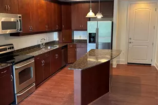 4620 Piedmont Row Dr, Charlotte, NC 28210 - Photo 8