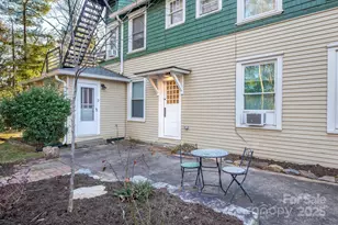 15 Grindstaff Dr, Asheville, NC 28803 - Photo 4