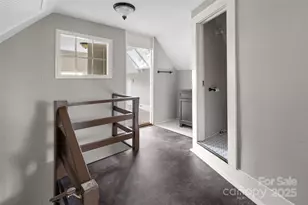 15 Grindstaff Dr, Asheville, NC 28803 - Photo 10