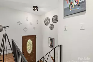 22 Waters Rd, Asheville, NC 28805 - Photo 4