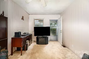 2428 Booker Ave, Charlotte, NC 28216 - Photo 6