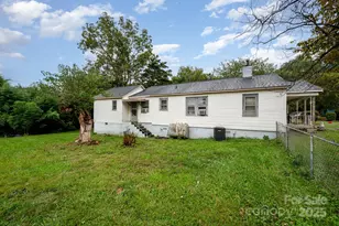 2428 Booker Ave, Charlotte, NC 28216 - Photo 2