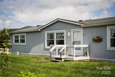 112 Melody Street, Clyde, NC 28721 - Photo 4