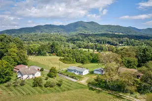 112 Melody St, Clyde, NC 28721 - Photo 36