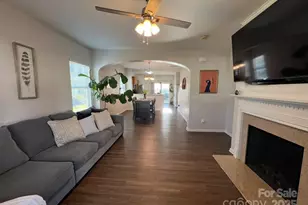 13462 Calloway Glen Dr, Charlotte, NC 28273 - Photo 2