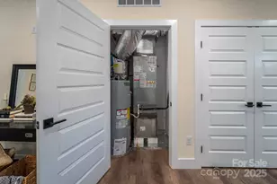 143 Carver St, Brevard, NC 28712 - Photo 20