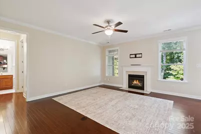 4322 Hubbard Falls Drive, Charlotte, NC 28269 - Photo 8