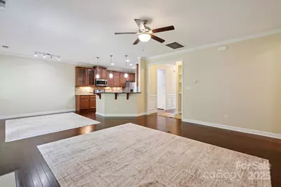 4322 Hubbard Falls Drive, Charlotte, NC 28269 - Photo 10