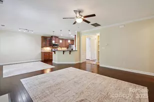 4322 Hubbard Falls Dr, Charlotte, NC 28269 - Photo 10