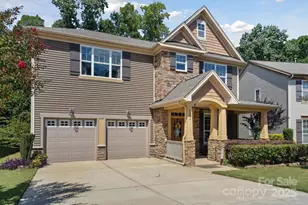 4322 Hubbard Falls Dr, Charlotte, NC 28269 - Photo 2