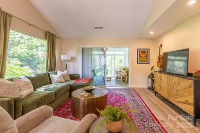 104 Llama Way, Black Mountain, NC 28711 - Photo 8